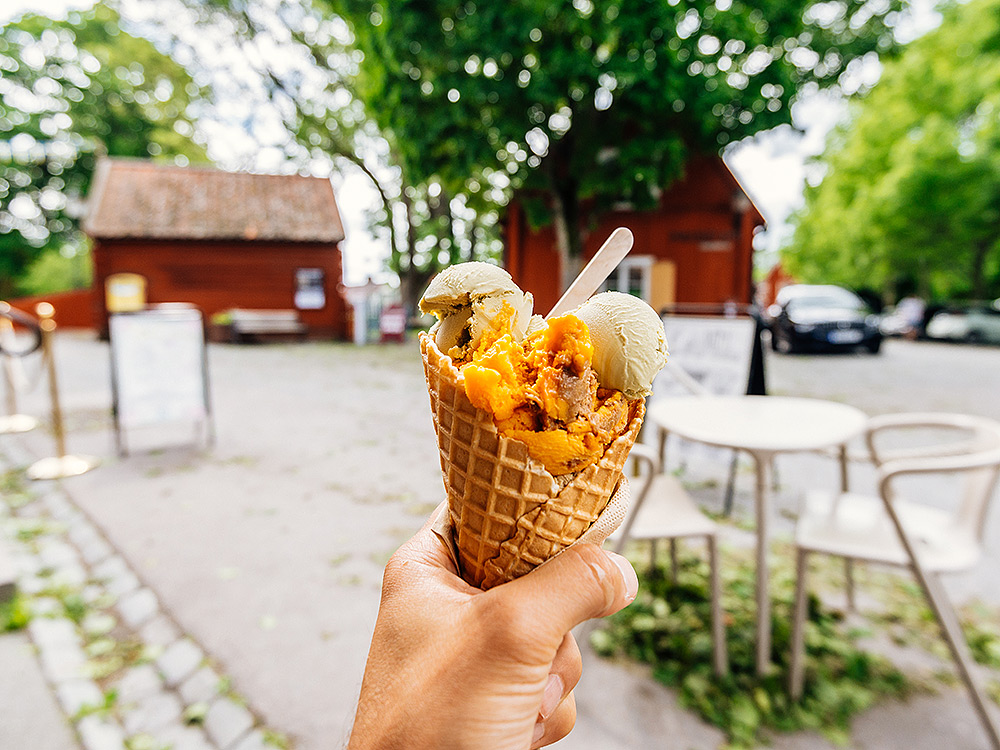 Sigtuna Glass Oscar Söderlund Webb