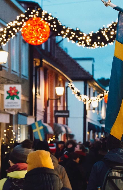Stora gatan i Sigtuna under julen.