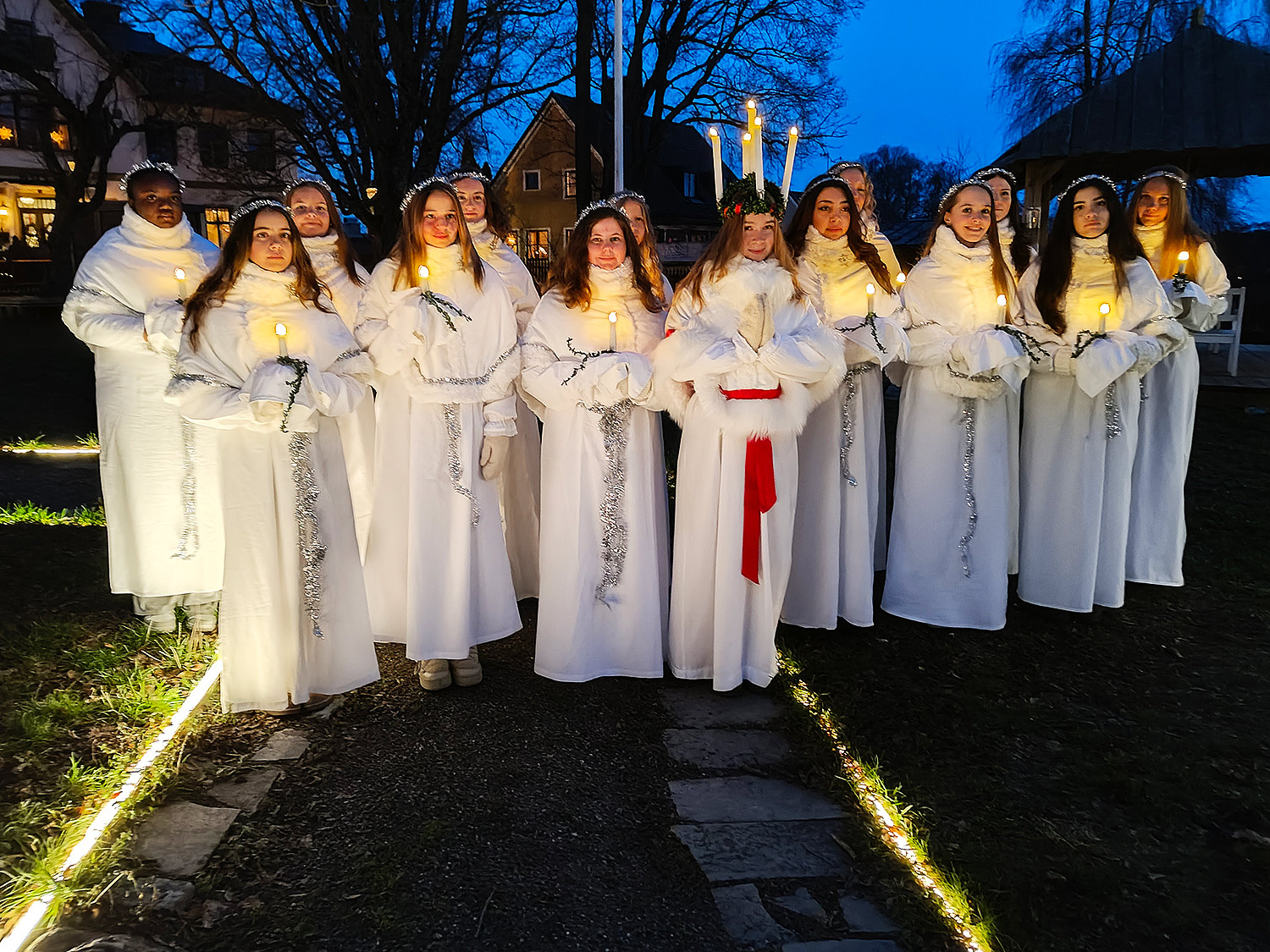 Sigtuna Julmarknad Luciatåg Webb