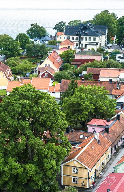 Stora gatan i Sigtuna stad.